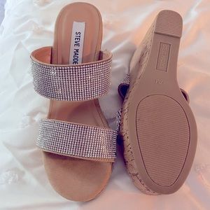 New Steve Madden wedge sandals w Crystal detail
